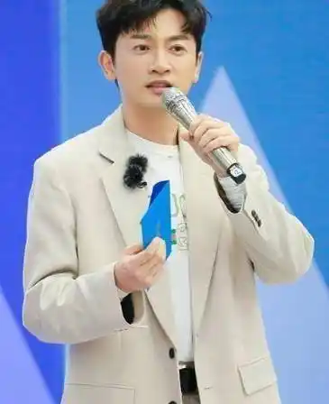 原创46岁苏有朋重回歌坛颜值发生巨大改变到底经历了什么