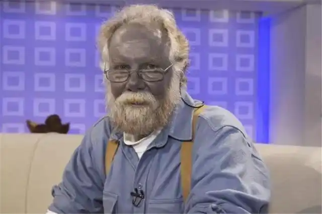 地球上的蓝种人,他在6000米的高山上定居,皮肤血液都是蓝色!