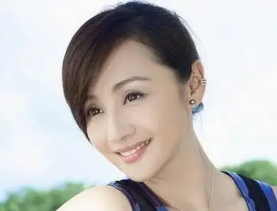 曹颖第一任老公是谁