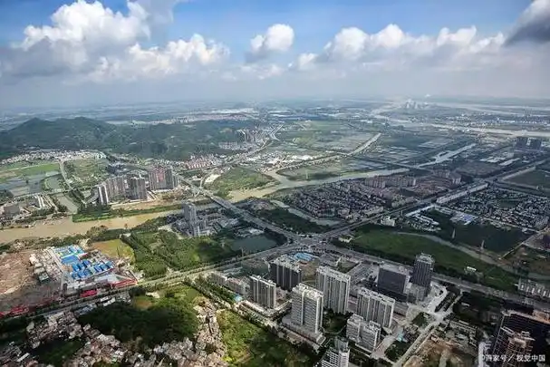 东莞虎门镇新联社区干部薪酬曝光平均月薪2万:是优厚还是合理?