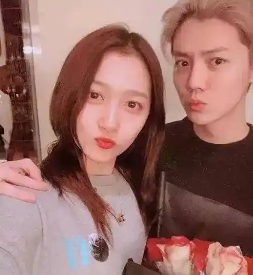 关爸爸爆料,鹿晗关晓彤已订婚,男方见遍女方所有亲戚_年官宣_消息