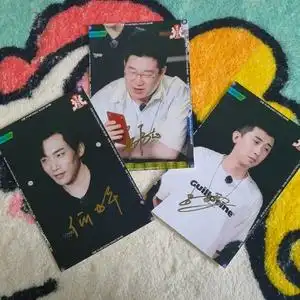 2021年德云斗笑社2 何九华张鹤伦尚九熙亲笔签名6寸照片 12寸海报