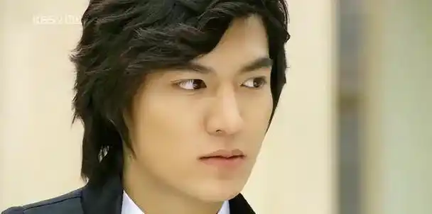 "韩国欧巴"李敏镐的感情史,和他背后的5个女人