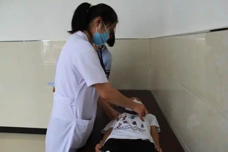 健康体检,快乐成长