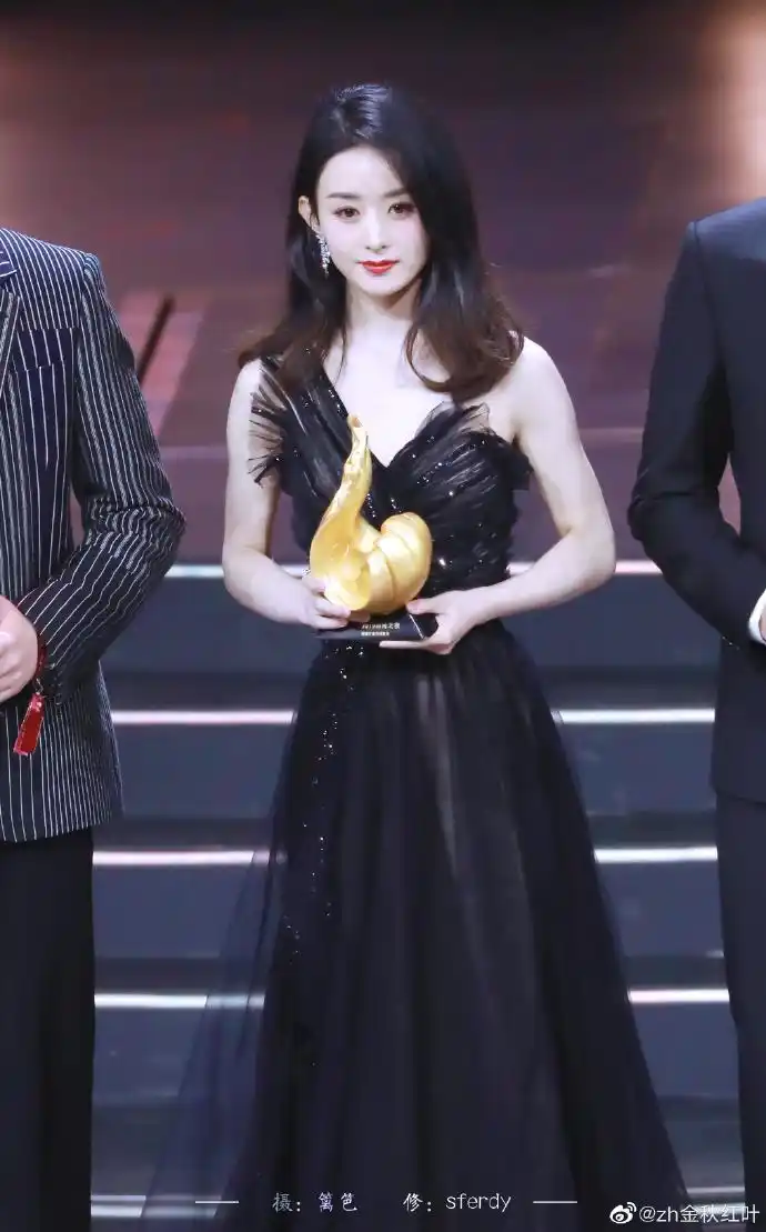 我行过万里河山,万里河山都是你.@赵丽颖 >>关注#赵丽颖