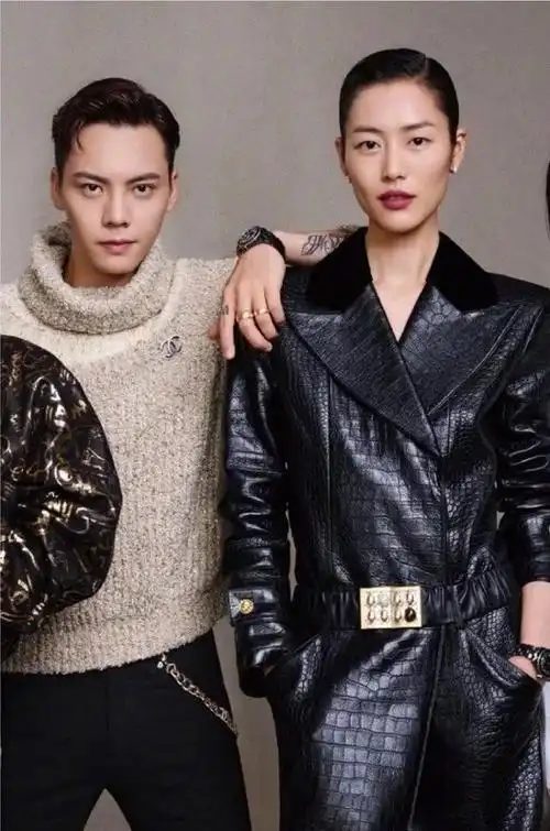 陈伟霆何穗疑似恋情曝光二人交往时间被扒女方曾有短暂婚姻