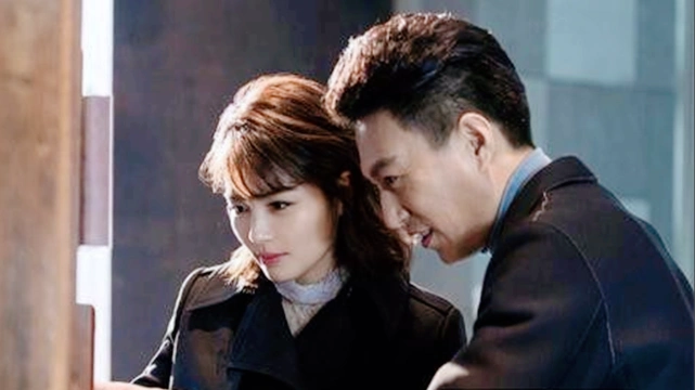 2. 罗子君和贺涵的演员