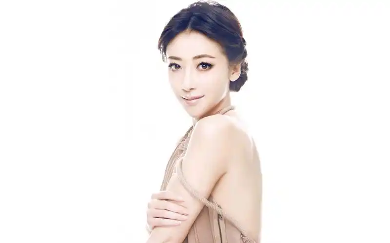 封面女星陈紫函