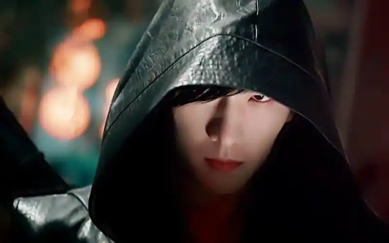 燃向/个人/踩点/闷油瓶永远的白月光,希望有一天他能够藏袍加身,伫立