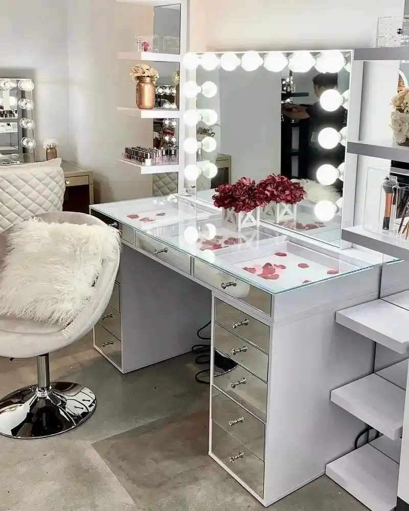 欧美时尚达人都有的化妆间——值得您拥有