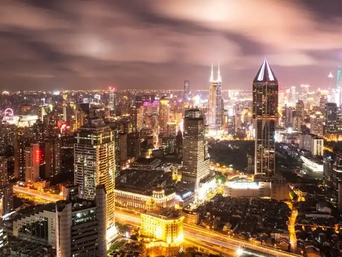 上海的夜里藏着多少秘密