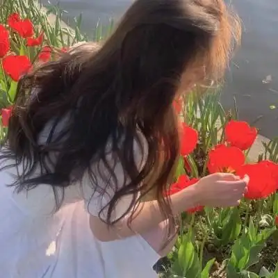 女生背影头像ins高级质感105张_女生头像_头像屋