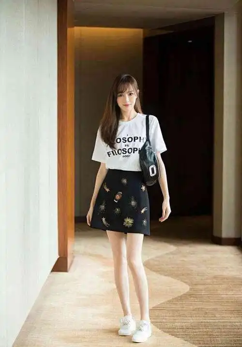 唐嫣又瘦了?"蚂蚁腰"惹人心疼,网友:还是胖点好,不要减肥了