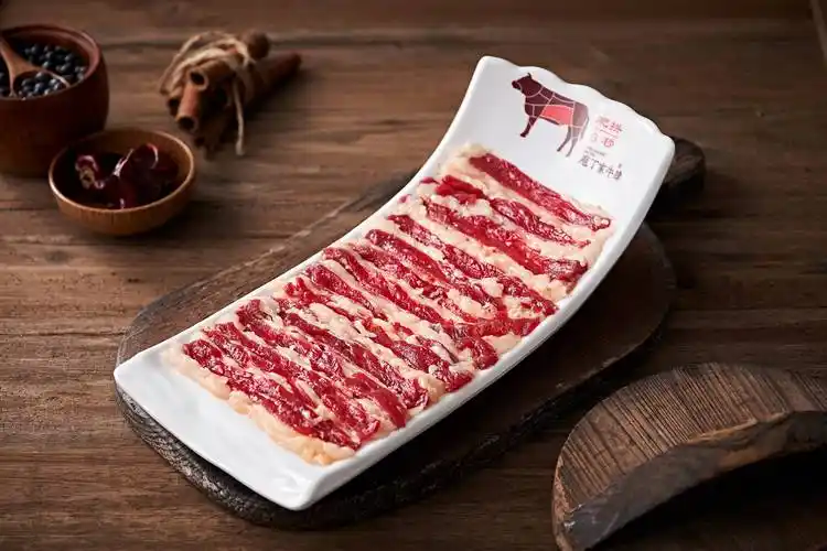 资深吃货请收藏超全鲜牛肉火锅品鉴指南