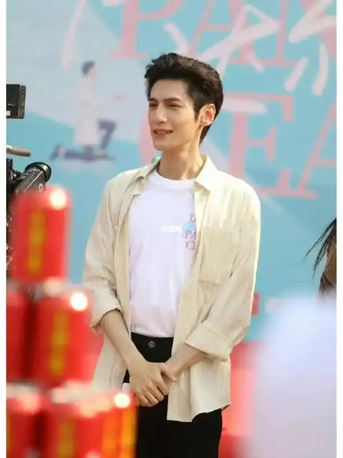 罗云熙真的好瘦