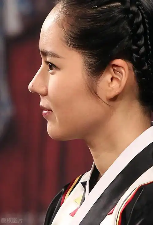 韩佳人全部资料(完美诠释了长得好看真的能随心所欲)(2)