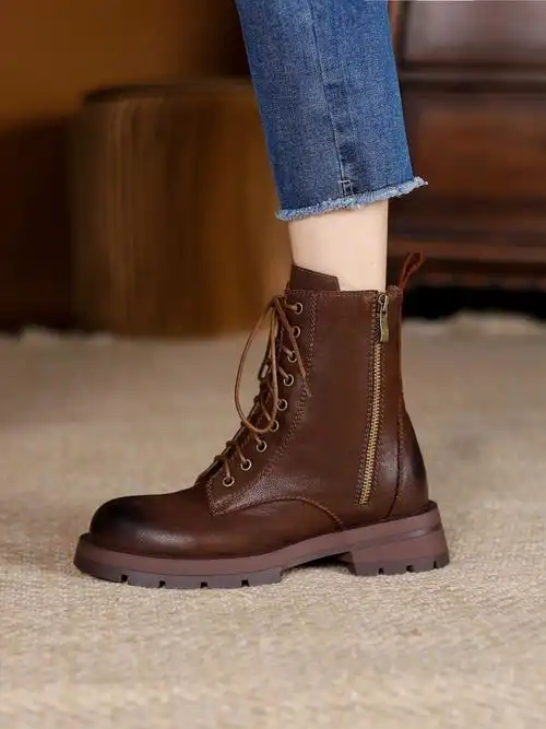 质感复古帅气马丁靴分享简约百搭舒适休闲