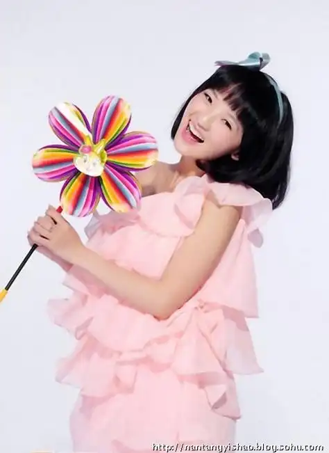 中国服装网 人物 盘点史上最美的那些"快女"(图)   05年的超级女声