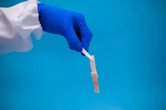 神奇胶水加速伤口愈合还不留疤