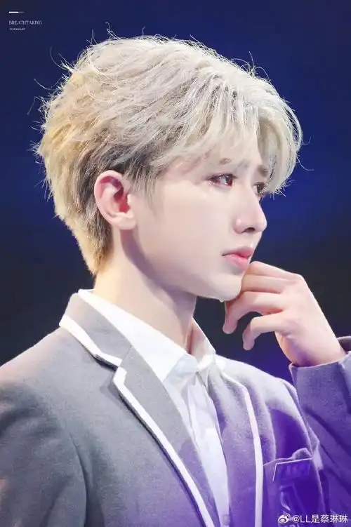 原创音乐制作人蔡徐坤##蔡徐坤c位出道六周年快乐