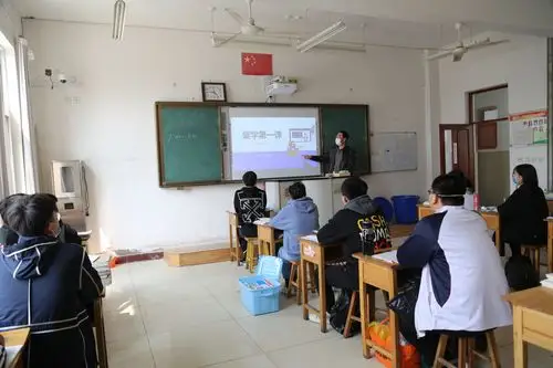 莱阳九中众志成城助力高三返校复学