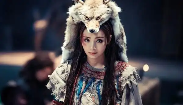 钟馗捉妖记罂粟是谁演的 演员麦迪娜个人资料介绍