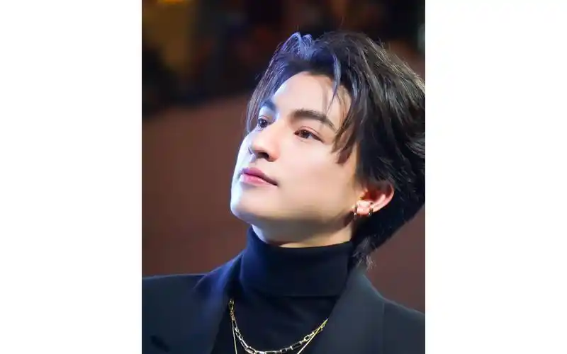 【mewgulf】糕卡娜1213siamparagon活动采访 感觉都听懂了!