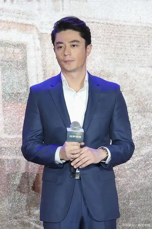 霍建华消失四年之后再度回归,内娱还有他的一席之地吗?