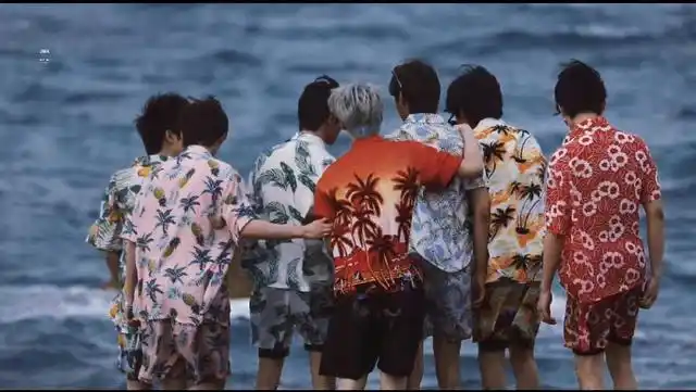 时代少年团拍摄新团综合体亮相三亚,属于是轰动了整个楼圈了,最近已经