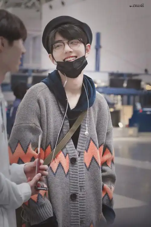 想和你一起去看大阪的樱花94#肖战