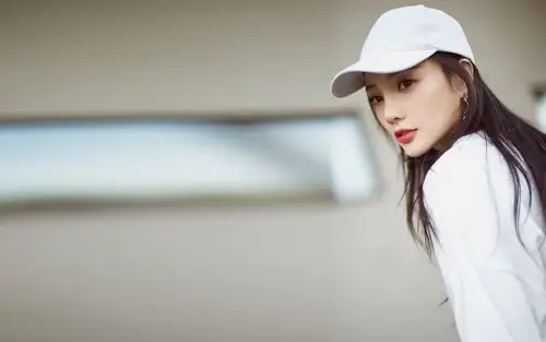 李小璐休闲写真高清电脑桌面壁纸