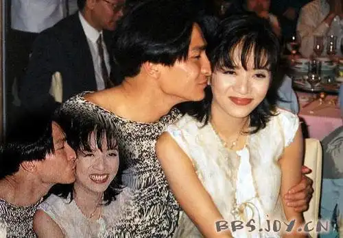 图揭刘德华梅艳芳迷情内幕