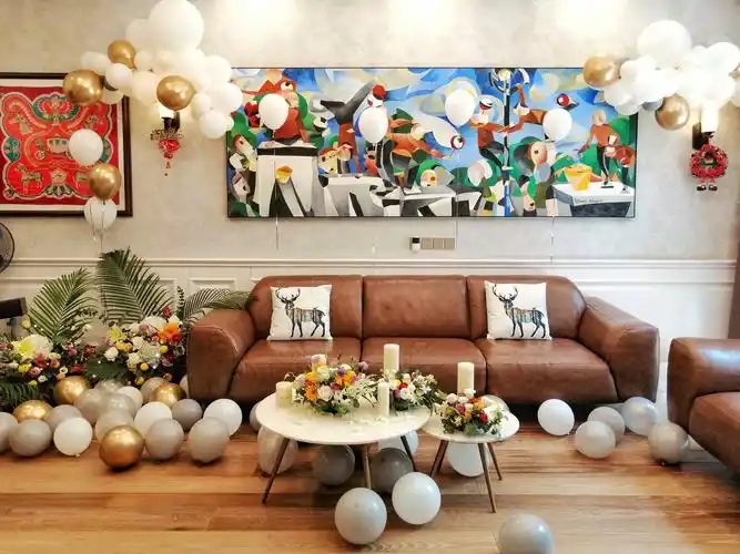 生日派对现场氛围图
