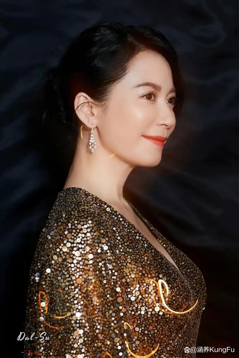 岁月不败~御姐俞飞鸿,演绎人生魅力