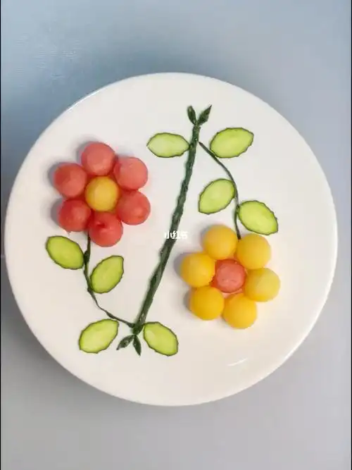 简单的水果盘满满的仪式感#水果拼盘  #创意水果拼盘  #水果摆盘