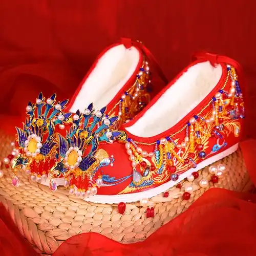 比翼双飞装饰加工天然玛瑙淡水珍珠中式秀禾婚鞋女绣花鞋红色
