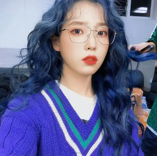 岁月向来慷慨温柔·iu李知恩