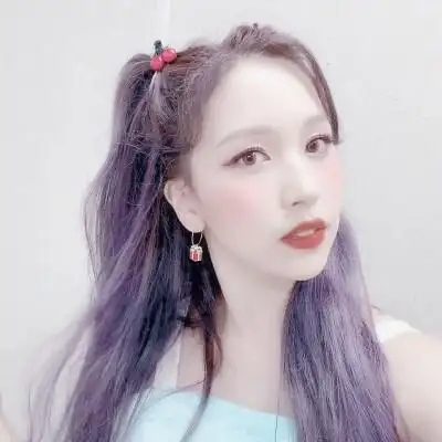 楼梯从上往下看