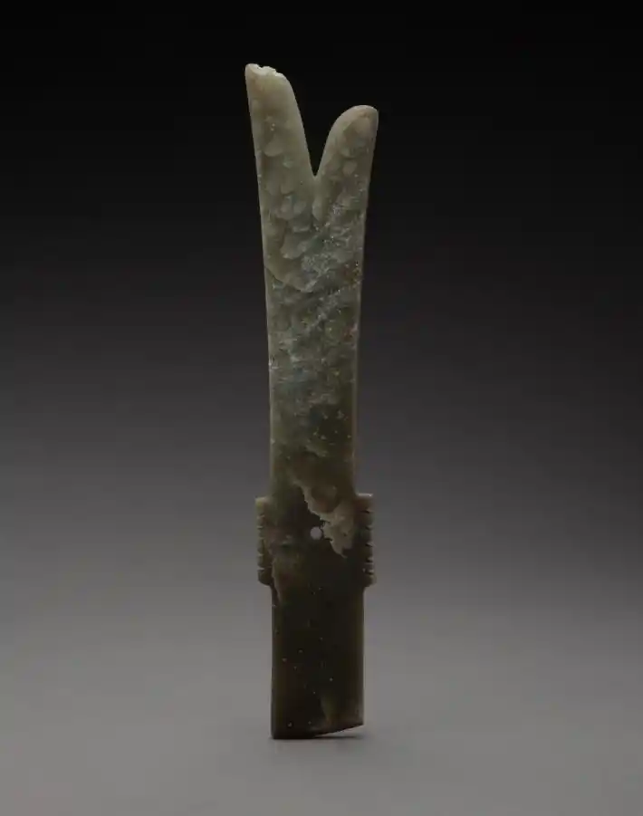 k8出土玉璋.四川省文物考古研究院供图