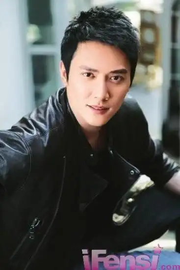 "天涯赤子心"荧屏热播 冯绍峰初演人父很郁闷