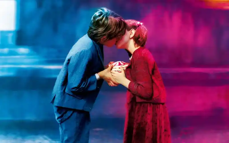 男孩女孩可爱的吻1152x864分辨率下载,男孩女孩可爱的吻,图片,壁纸