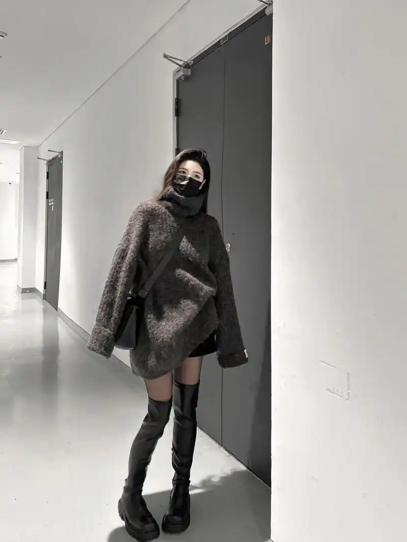 长靴控 #长靴穿搭 #方糖过膝靴 好久没更新啦#朋克长靴 - 抖音