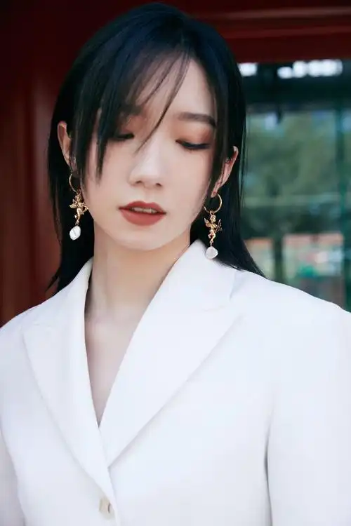 孟美岐最美中轴线