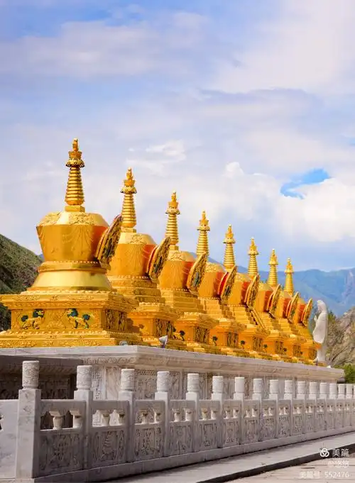 2019走进新疆(八)— 巴音布鲁克,巴仑台黄庙