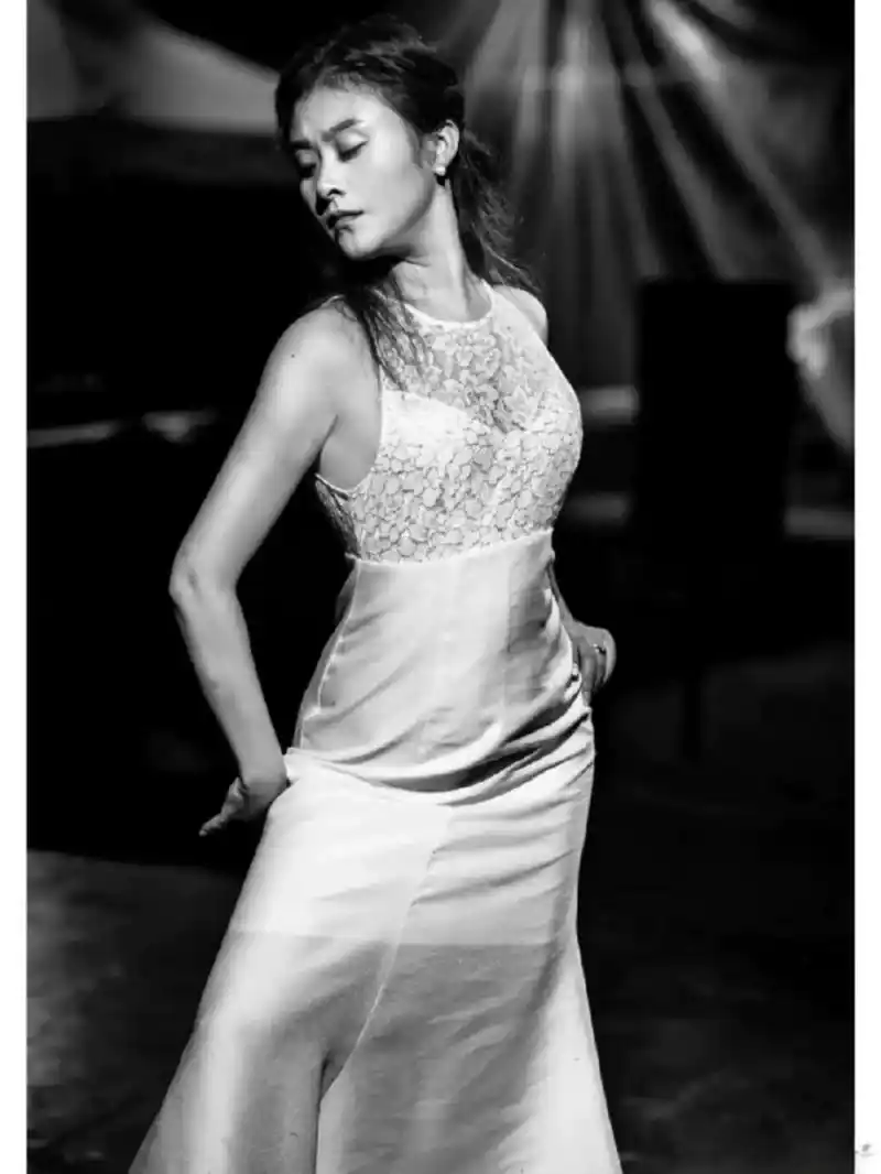 沈腾老婆王琦年轻时也很美,该减肥吗?