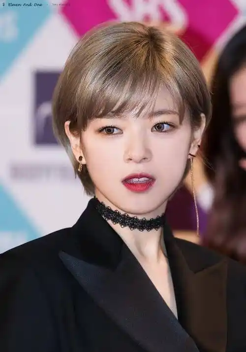 原创盘点10位短发美貌升级的韩女星社内相亲薛仁雅美翻全网