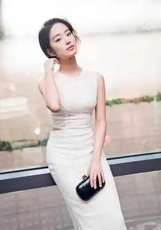 电影芳华中的四大美女,美到极致,才气芬芳_钟楚曦_毕业_杨采钰