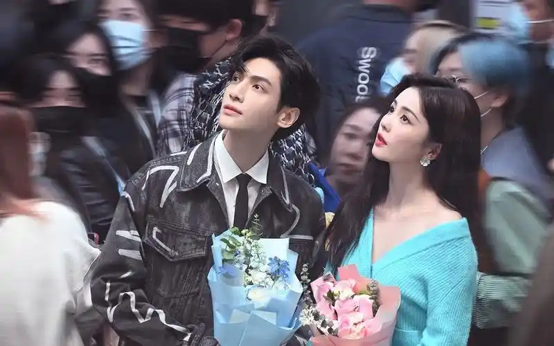 无美颜无滤镜直拍罗云熙白鹿,颜值抗打无所顾忌 —— 长月烬明新浪