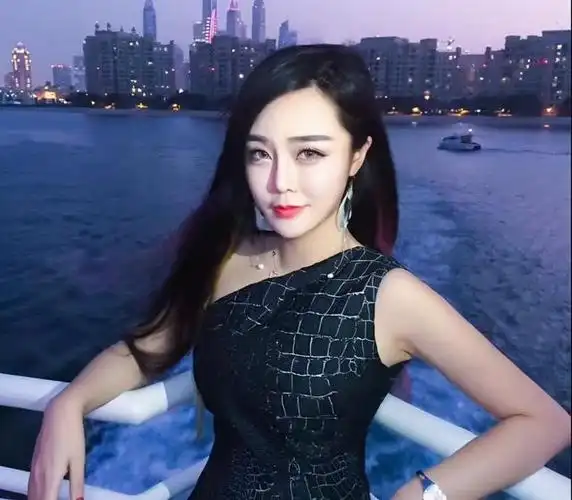 网红八卦:二驴直播曝光辛巴前妻,对方直接大怒回怼