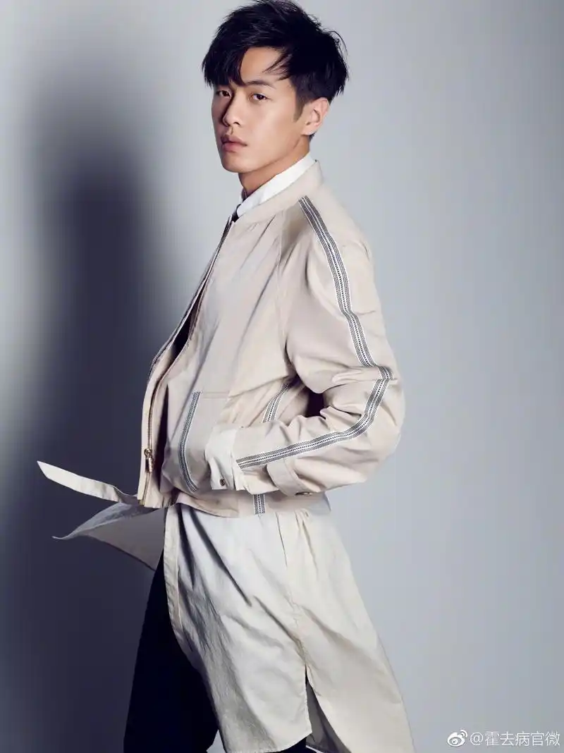 酷酷日爆社张若昀0824生日快乐  喜欢你,不是因为你的长相喜欢;不是因